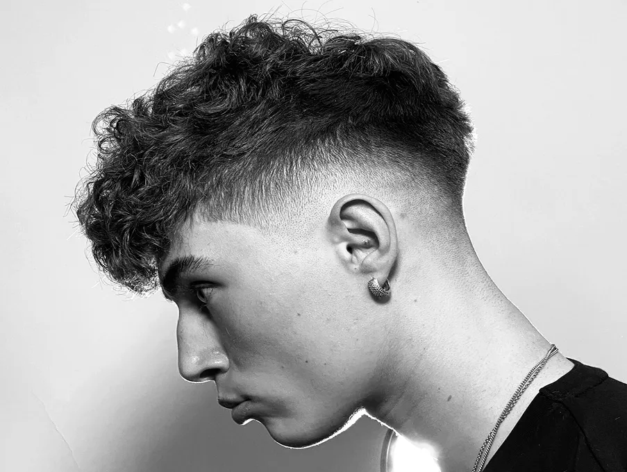 Client du Salon Barbier Bill-K à Longueuil avec un dégradé texturé